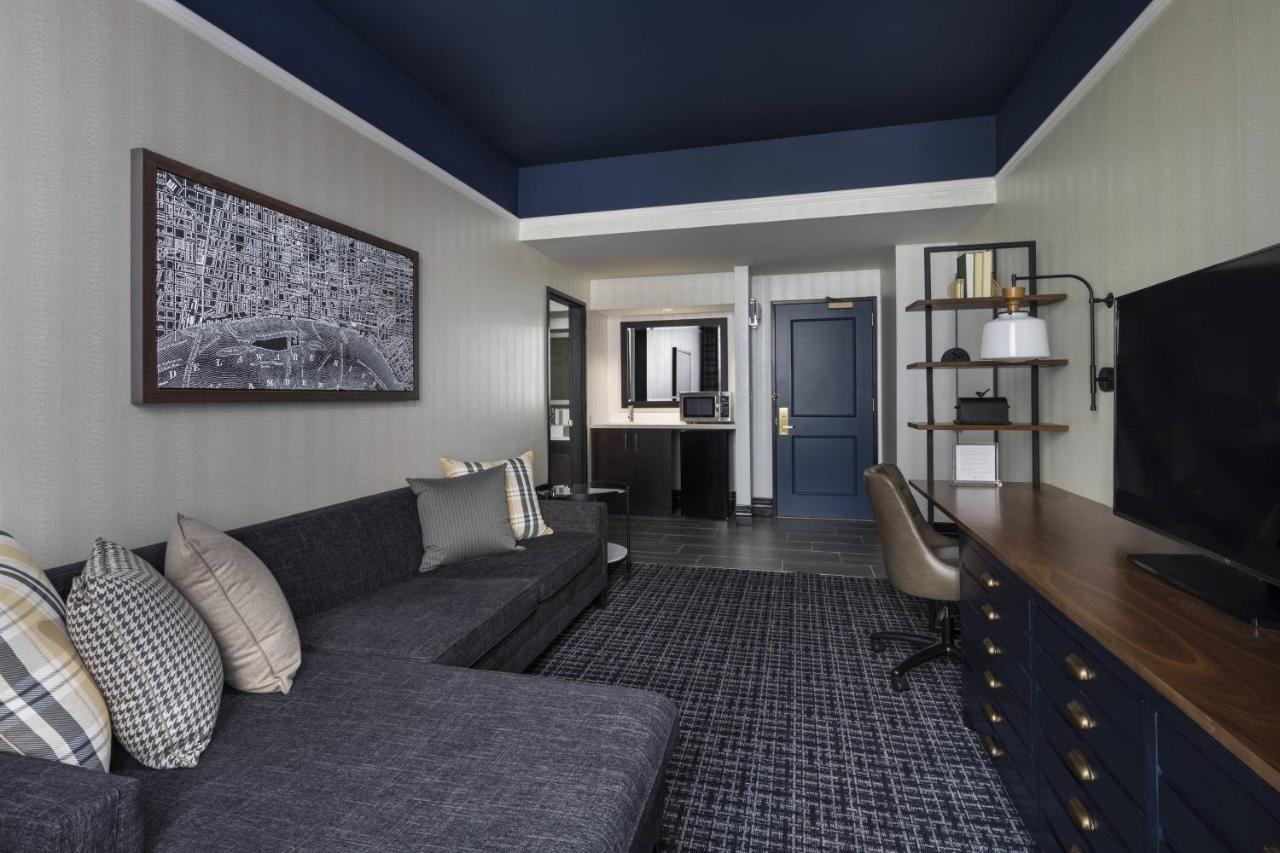One Bedroom Suite 1 Bedroom Suite 1 King Sofa bed